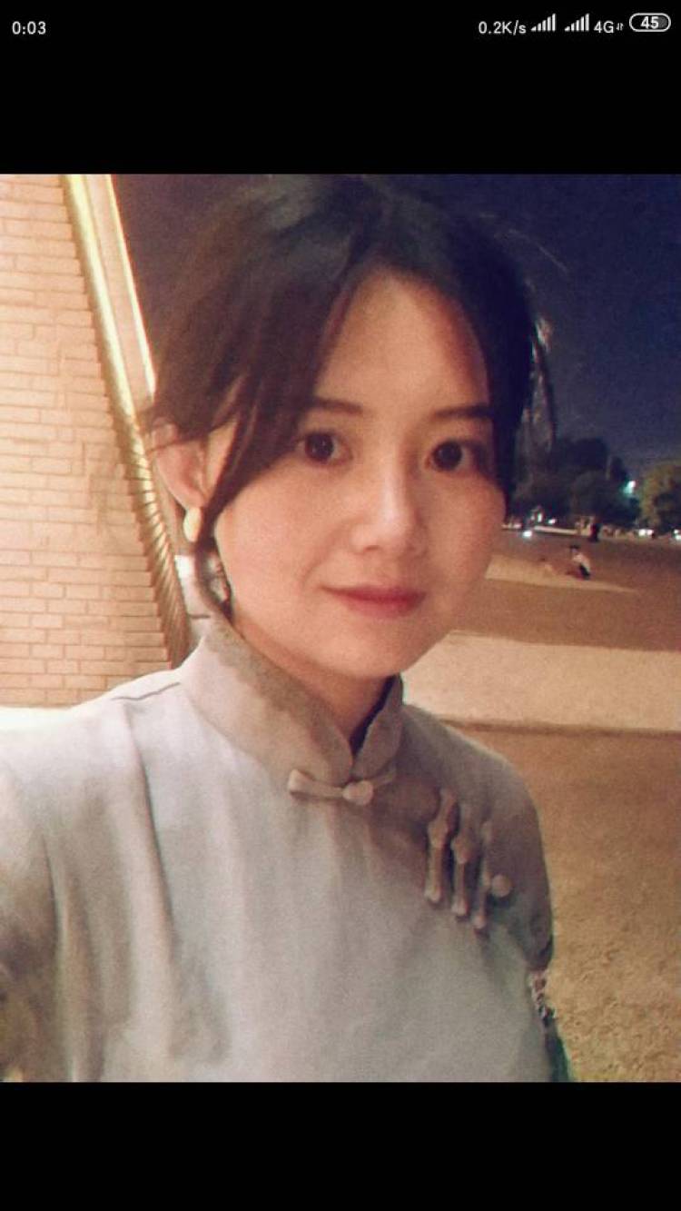 Eterno.-陕西省·西安市·莲湖区--手机里没存啥照片,随便找的几张自拍,