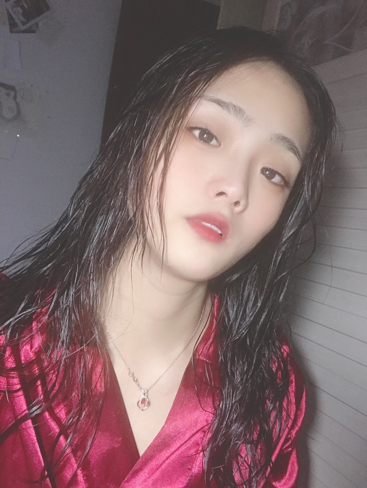 A -向晴晴💗-湖南省·岳阳市·岳阳楼区--可以摆拍