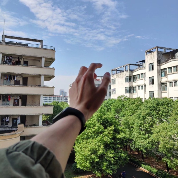 粑粑味的太阳🌻-湖南省·常德市·武陵区--寄拍!!!
服务范围 手表 手链 及相关(细谈)