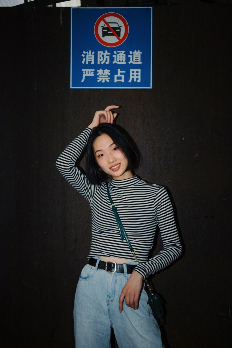 阿岚-四川省·成都市·武侯区--拍摄于十一街，没想到真的就是十间铺子，可能也就50米长的一个地方