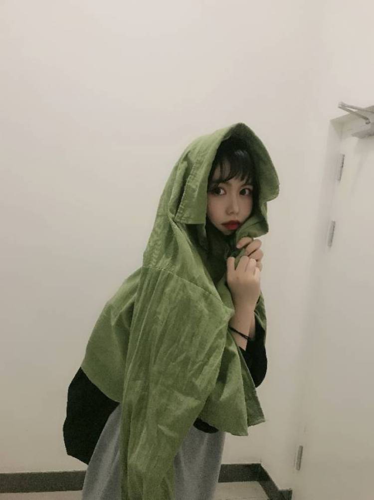 玉钰仔-甘肃省·兰州市·城关区--刚刚开始 可以接网拍 模特等 之前有过网拍经验。