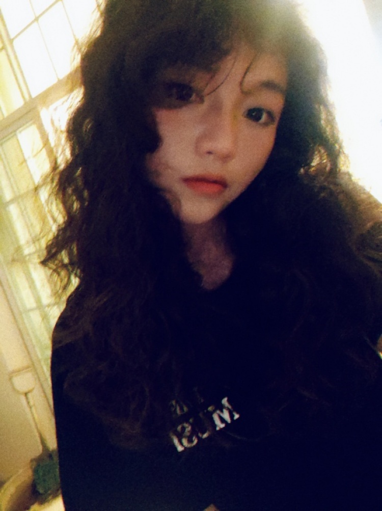Crius-上海市·上海市·黄浦区--摆拍能力强,擅长与商家沟通,学习能力强,有很多拍照跟ps修图经验,出片速度极快不拖沓。风格多变都可接受。166cm47kg36码鞋