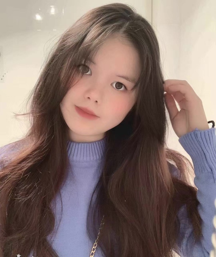 果果-贵州省·黔东南苗族侗族自治州·凯里市--会用ps，喜欢自拍，擅长运用各种p图软件，寄拍