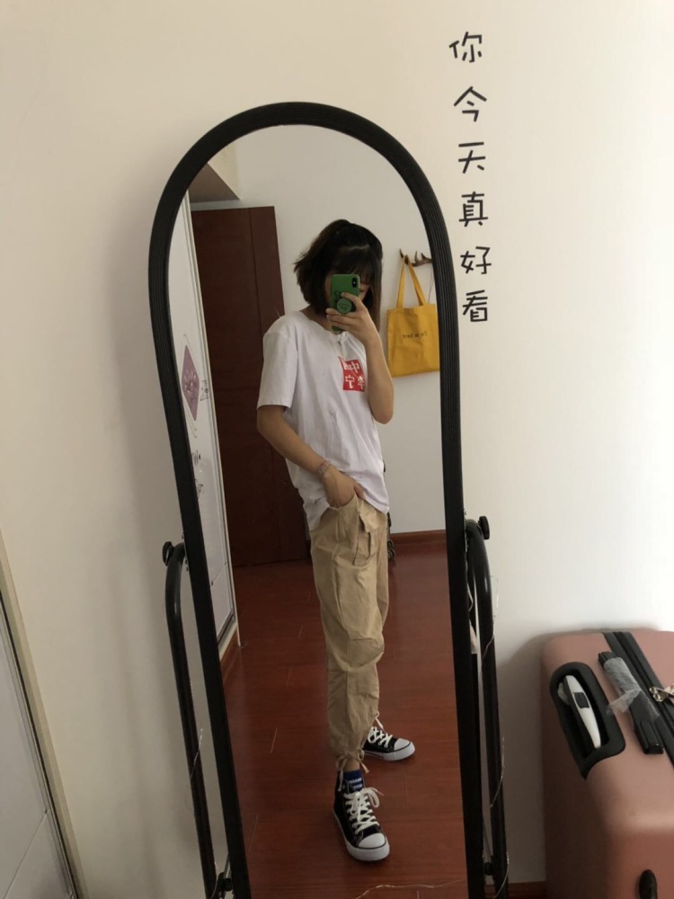 扁扁吖-河南省·信阳市·息县-抖音 朋友圈-新人一枚,上手能力快,喜欢拍照,风格可盐可甜、会p图.接受寄拍、送拍。求个机遇。