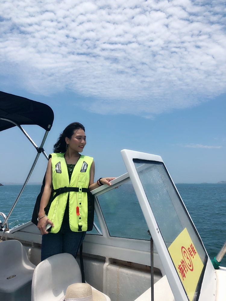 趙蕾蕾蕾蕾-福建省·福州市·平潭县--新人一枚，试拍，可以寄拍啥啥的，价格可商量。会基本p图。可驾驭多重风格，也可拍亲子类