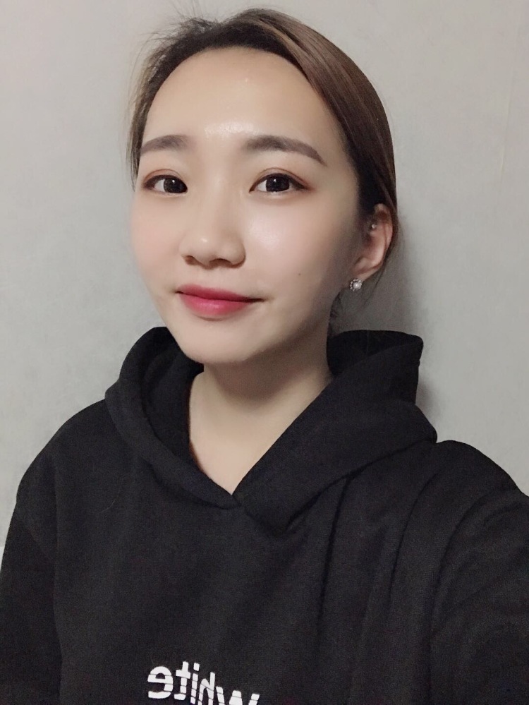 Sunflower🌸-黑龙江省·伊春市·伊春区--新人一枚,网拍,寄拍,会拍照修图,有才艺魔方唱歌