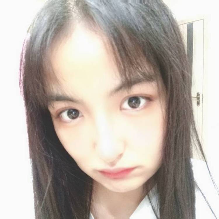 好丽友不见了:)-山西省·太原市·小店区--舞蹈生一枚    会自己p图调滤镜   风格多变   可盐可甜