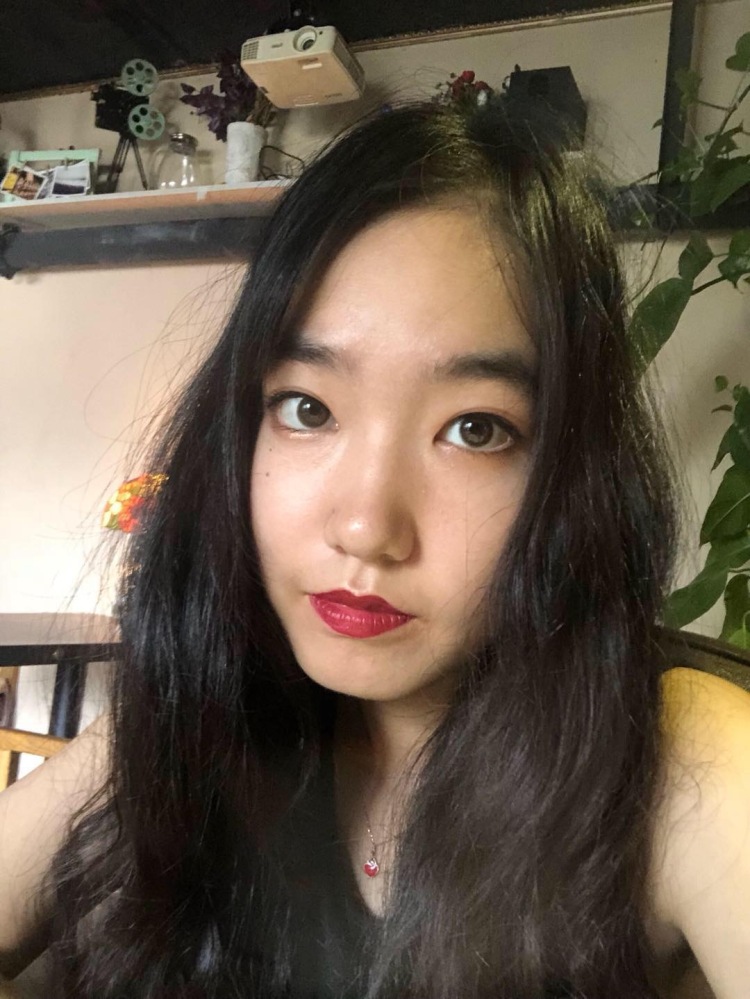 vivian-吉林省·长春市·南关区--168cm 49kg 有爵士舞功底 擅长摆拍 约拍模特经验丰富 熟练掌握ps技能 接受寄拍 主接网拍