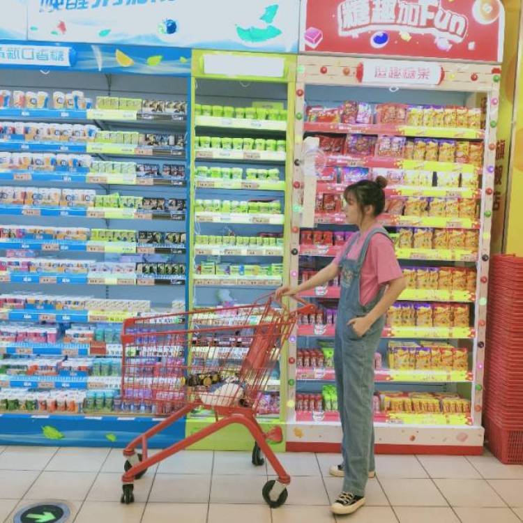 小晨-辽宁省·沈阳市·铁西区--比较喜欢拍照