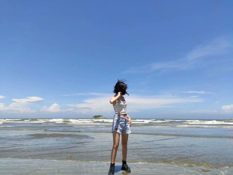 ouo-广东省·东莞市·横沥镇--能熟练运用p图软件和滤镜，风格变换多