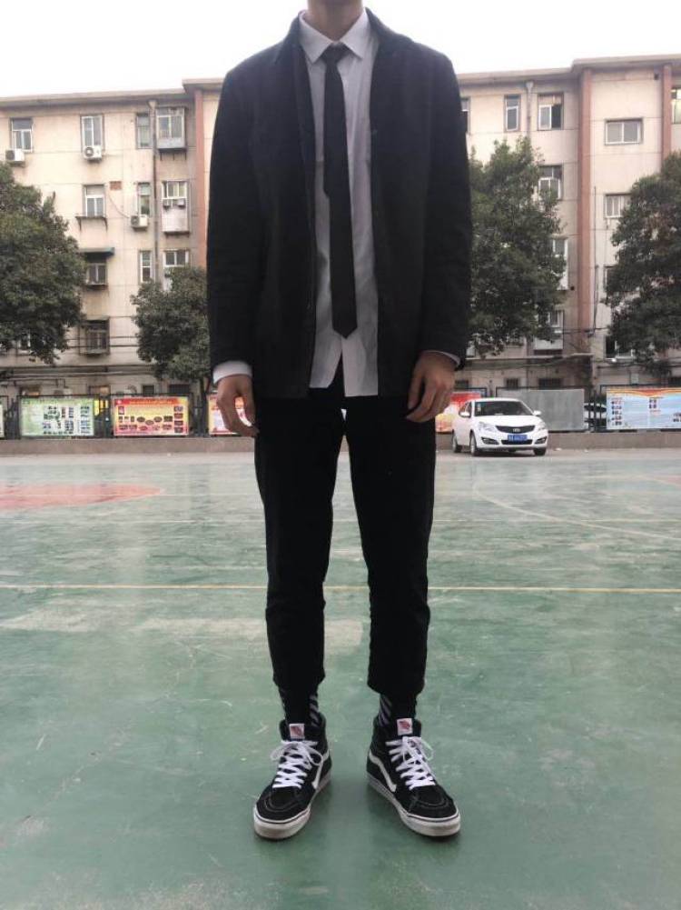 资态-河南省·郑州市·新郑市-快手-新人接网拍，手模也可以