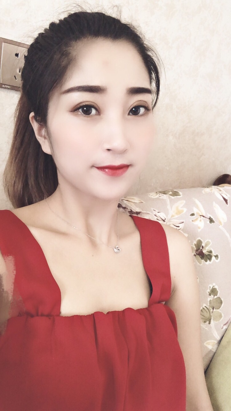 Ms.Zhang-河南省·南阳市·卧龙区-朋友圈-不胖不瘦一百零六,不高不低一米六七。
擅长各种风格,求砸单