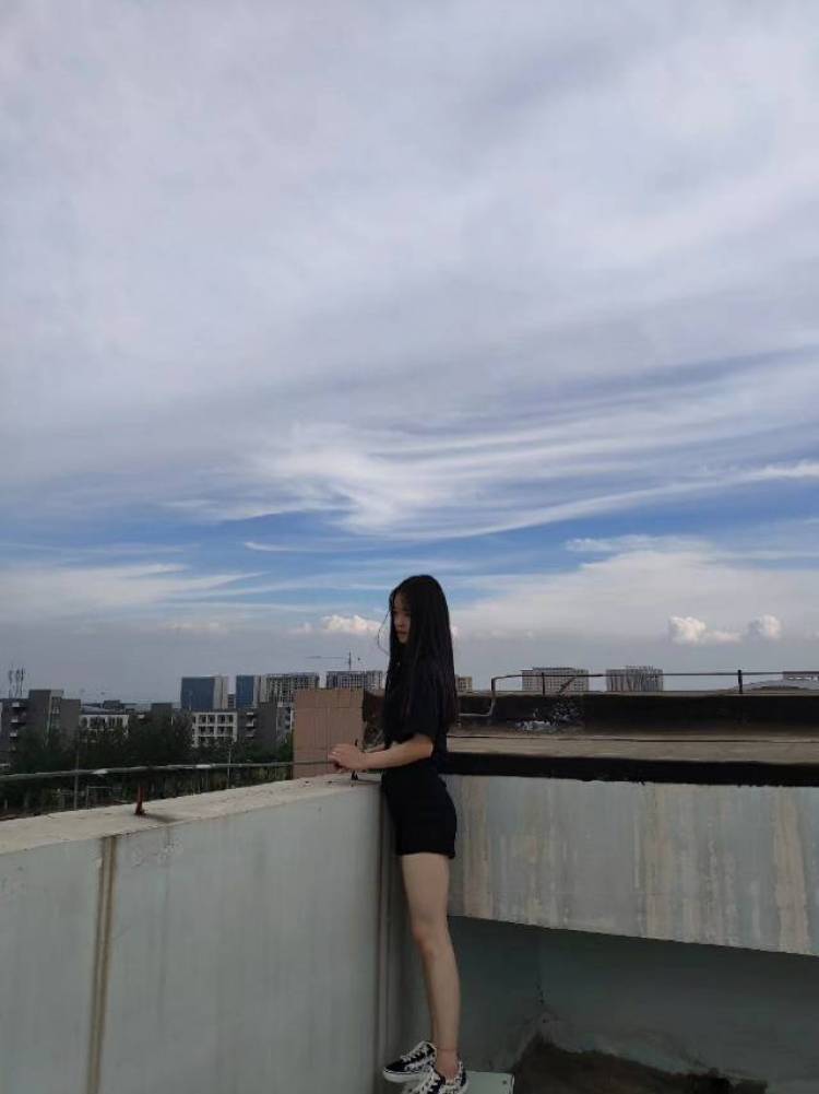 昭昭-山西省·太原市·小店区-快手 抖音 -拍照 跳舞