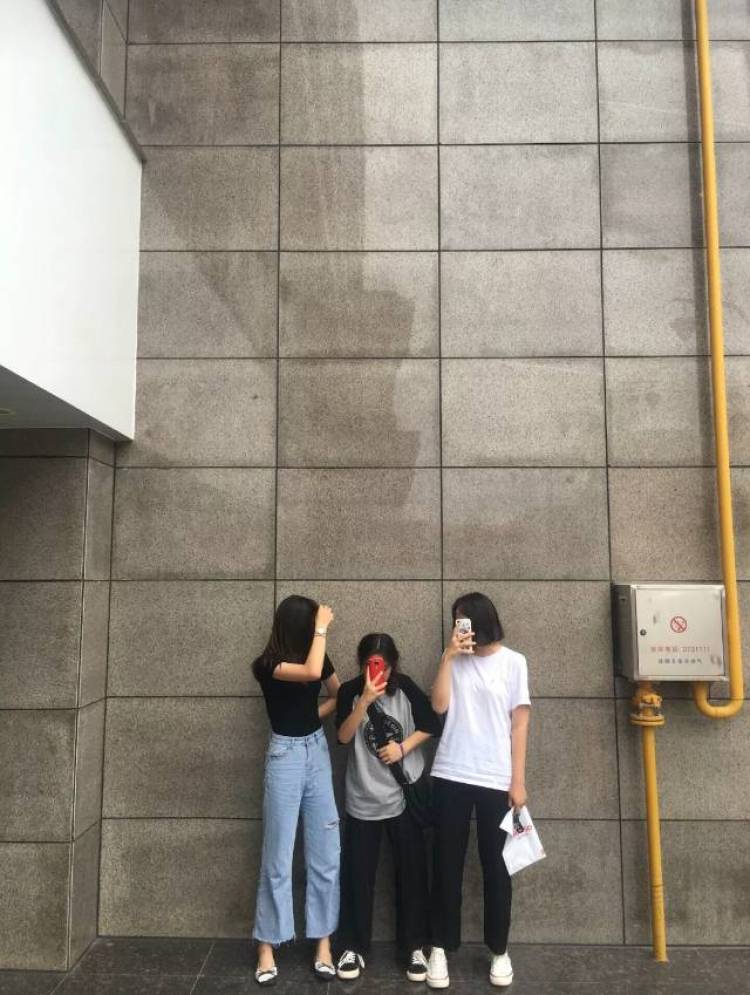 纲手婆婆-河南省·许昌市·禹州市-快手-接寄拍送拍 出图快有经验 各大商家可以联系我哦~ 佣金可以变动的