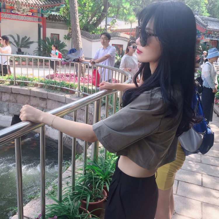-Annie Liang-北京市·北京市·朝阳区-抖音,***,知乎-可以接淘宝模特,平面模特,本人身高167cm,42kg,有意联系,非诚勿扰。喜欢拍照,喜欢穿搭,本人手也好看。