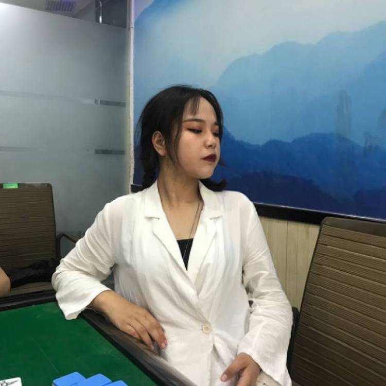 纲手婆婆-河南省·许昌市·禹州市-快手-接寄拍送拍 耳坠 什么的都可以 出图快 各大商家快点联系我我哦~会ps 什么风格都可以驾驭 价钱要求很低的哦