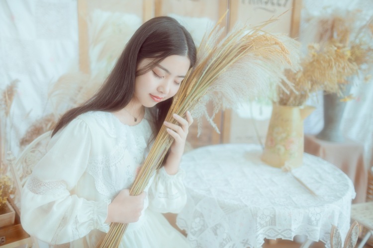 夜雨触花-广东省·广州市·增城区-抖音  -合作可以私聊哟～