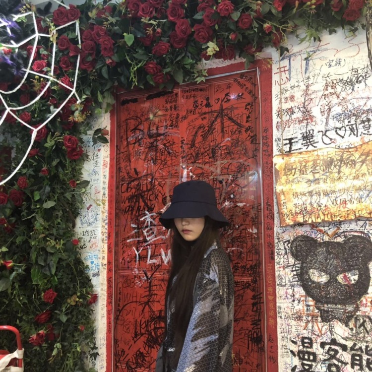 苦厄-河南省·郑州市·管城回族区-抖音快手-接网拍寄拍身高172体重117