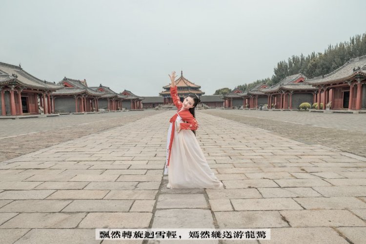 摄影师浅墨-辽宁省·丹东市·元宝区-微博,图虫,抖音-独立摄影师,有合作模特。擅长环境人像与人像写真。能根据服装搭配场景。后期熟练。接商拍和寄拍。尤其喜欢汉服拍摄。