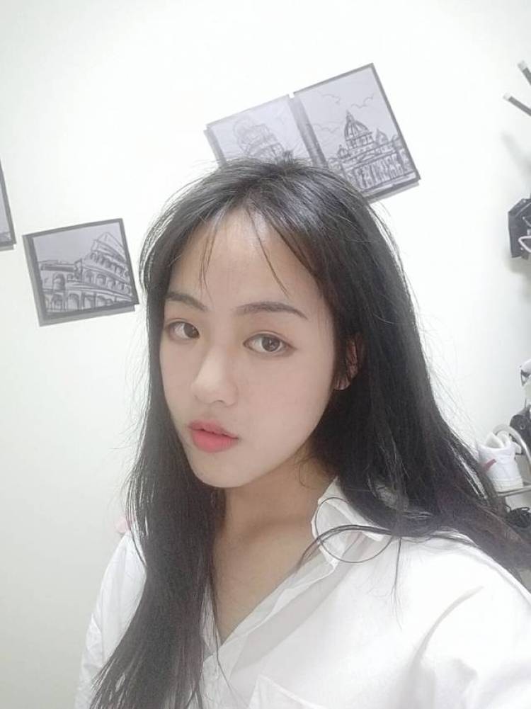浔-贵州省·贵阳市·清镇市-QQ微信抖音快手-爱拍照，会调滤镜 ，诚信友好 身高1米7，体重105，想找份大学兼职 有意者请联系我，给彼此一个机会