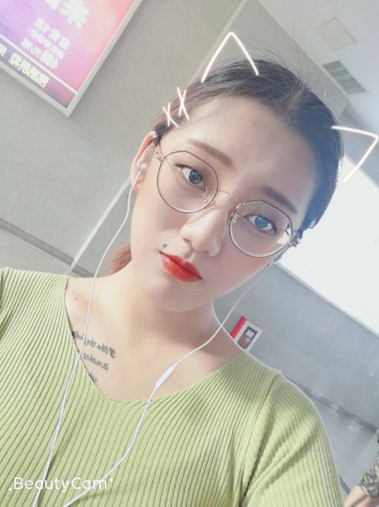 🌴-山东省·济南市·长清区-抖音 快手-爱自拍 会P图 身高174 体重60 想赚点零花钱 接寄拍 衣服鞋子包包都可以 新人求带啊