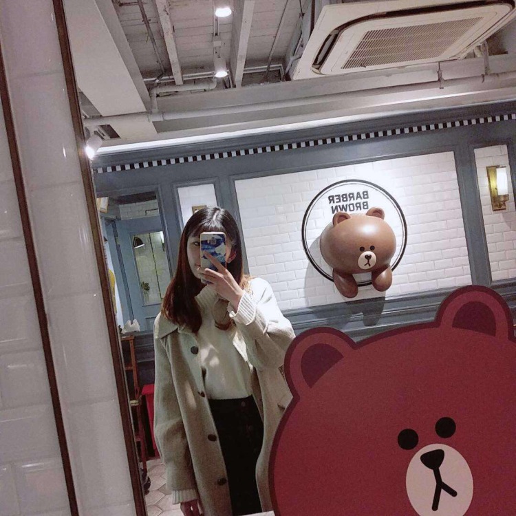 复苏-上海市·上海市·浦东新区-微信-168cm,46kg。会拍照会修图,编导专业,有专业单反,擅长pr.ps,可做模特可修图也可以剪辑视频。目前在某卫视做实习记者编辑,擅长写买家秀文案,网拍买家秀可找我~寄拍送拍我都ok