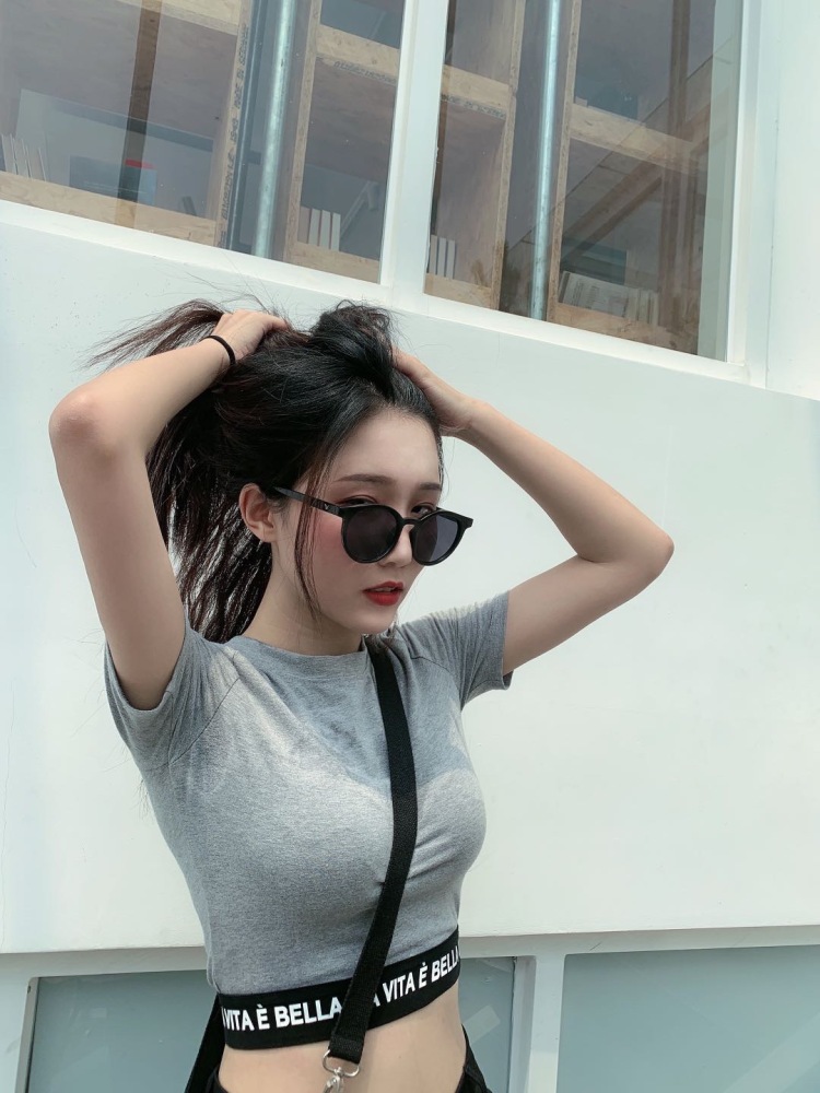 婷子-广东省·广州市·天河区-微博-专业摄影,接买家秀,详情页,附近有创意园,出图快,每天都可出图