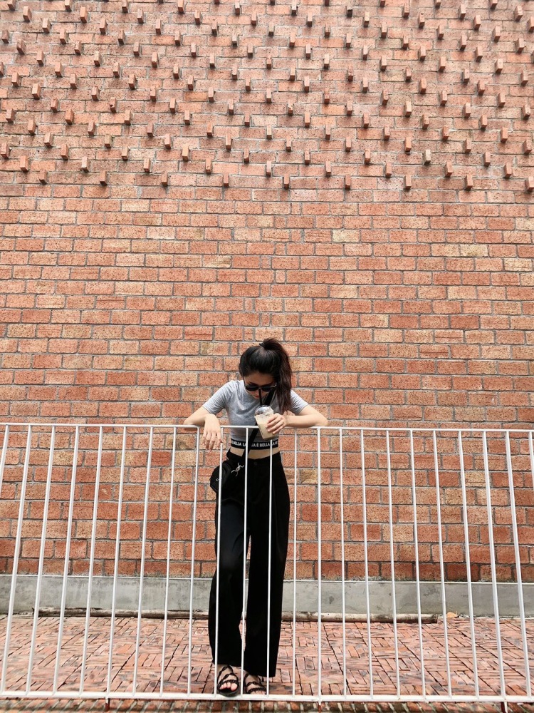 婷子-广东省·广州市·天河区-微博-专业摄影,接买家秀,详情页,附近有创意园,出图快,每天都可出图