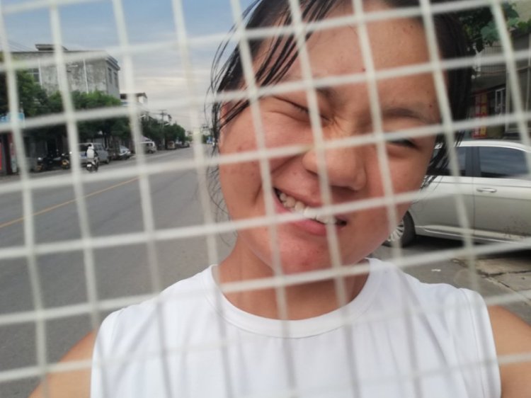余淰-广东省·东莞市·东城街道-快手-就是一些简单的照片,都是在原相机的基础上调了光吖(第一次尝试,以前都是喜欢研究着怎么拍照比较有感觉,要是费用之类有什么不合理的就提出来呀,具体我也不怎么了解😝 )
