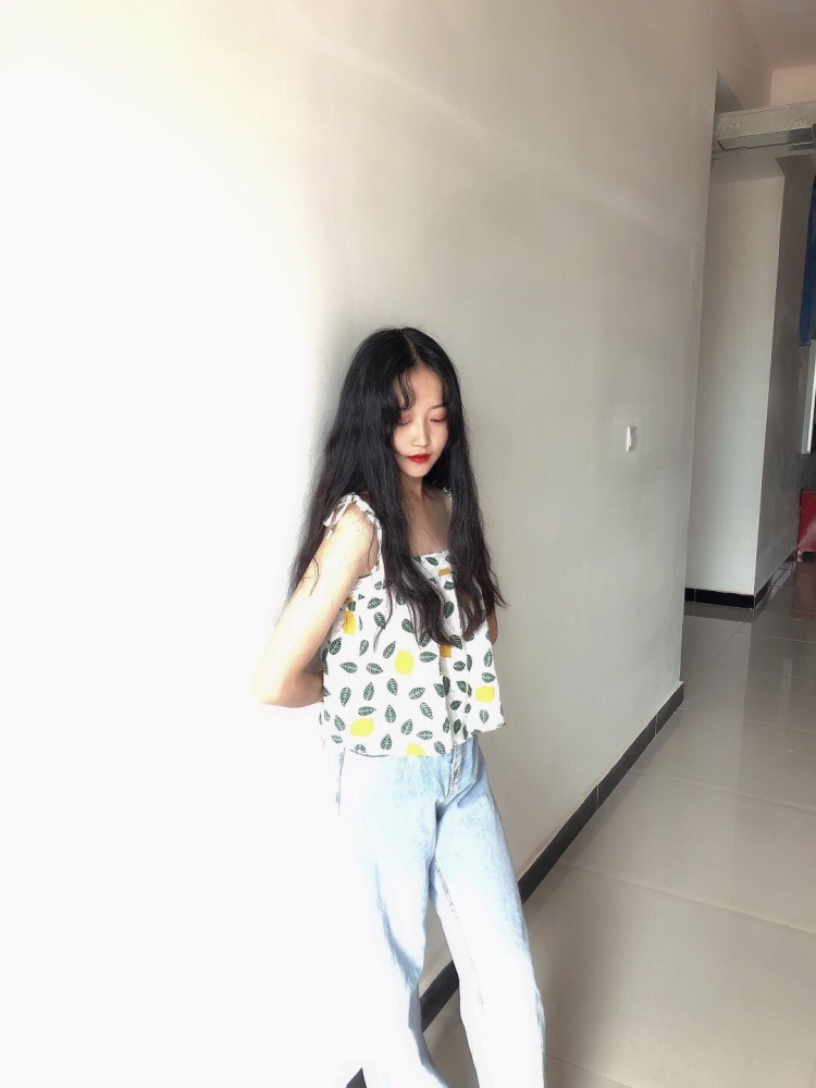 卖女孩的小火柴-云南省·昆明市·晋宁区-抖音 快手QQ微信-身高163cm体重43kg 接受各种各种网拍
在校大学生  自由时间多