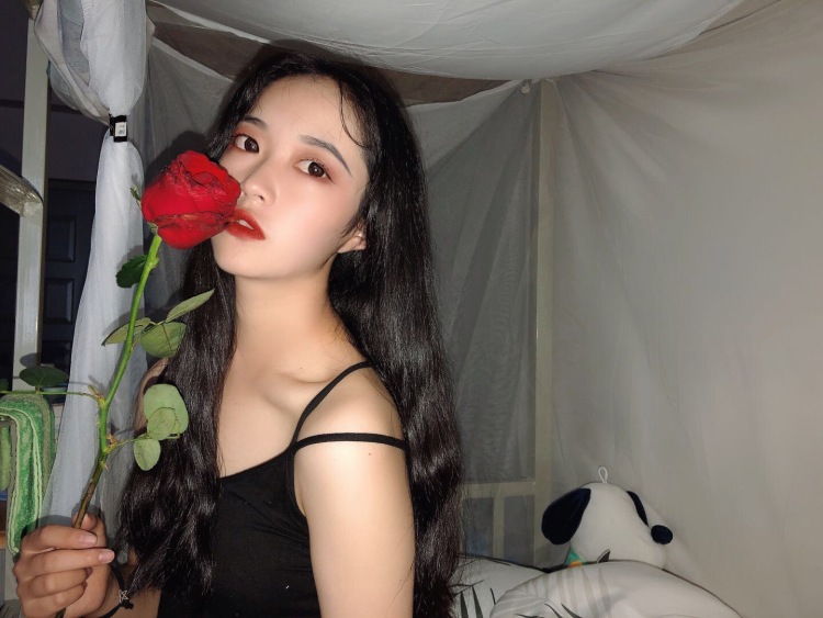 卖女孩的小火柴-云南省·昆明市·晋宁区-抖音 快手QQ微信-身高163cm体重43kg 接受各种各种网拍
在校大学生 自由时间多