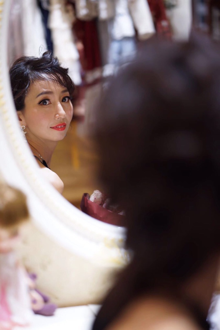 Annie-广东省·广州市·越秀区-***-个人比较爱拍照,可接淘宝买家秀单,妆面单等,广州地区