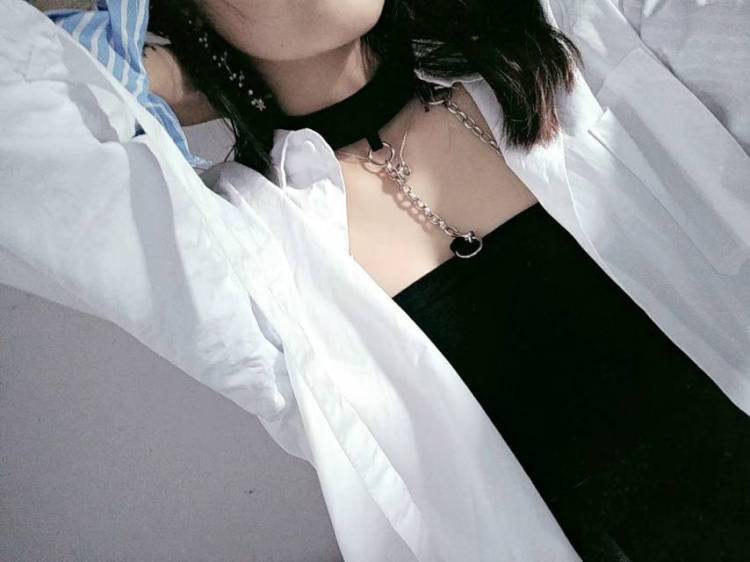 荼靡.白灰里-上海市·上海市·黄浦区-快手-身高170体重124,网拍,寄拍,各种风格都可以