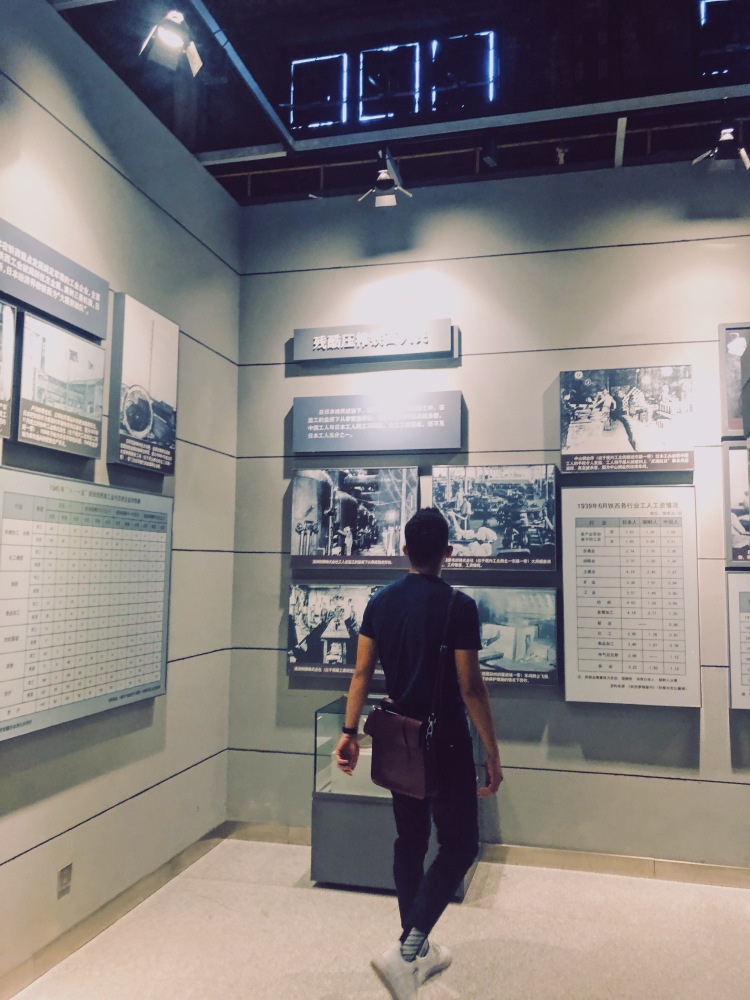 司文-辽宁省·沈阳市·和平区-微博-身高189cm,体重75kg。喜欢打篮球,健身,拍照。愿意接网拍,买家秀。大学生
