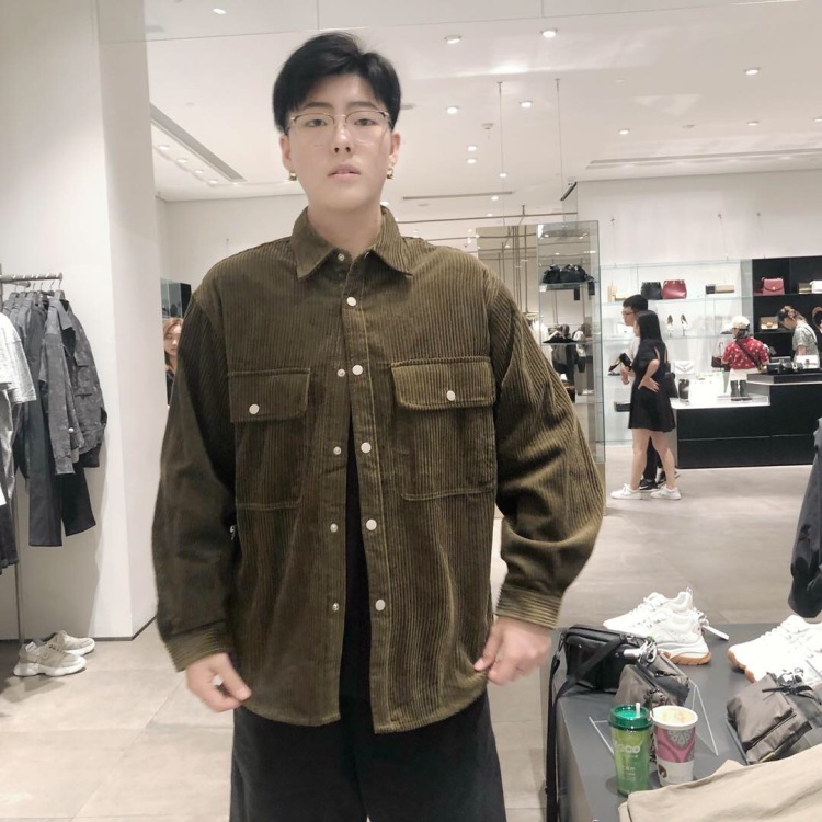 aww14-江西省·南昌市·东湖区-抖音 快手 微博-会p图
会拍照
