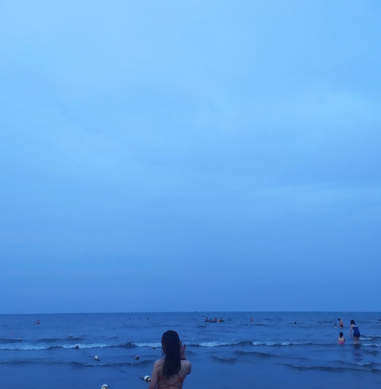 Ainsley.ღ-广东省·广州市·增城区-微博,知乎,朋友圈,-喜欢拍照,也会P图,衣服,包包,饰品都可以接!合适的也可以长期合作
