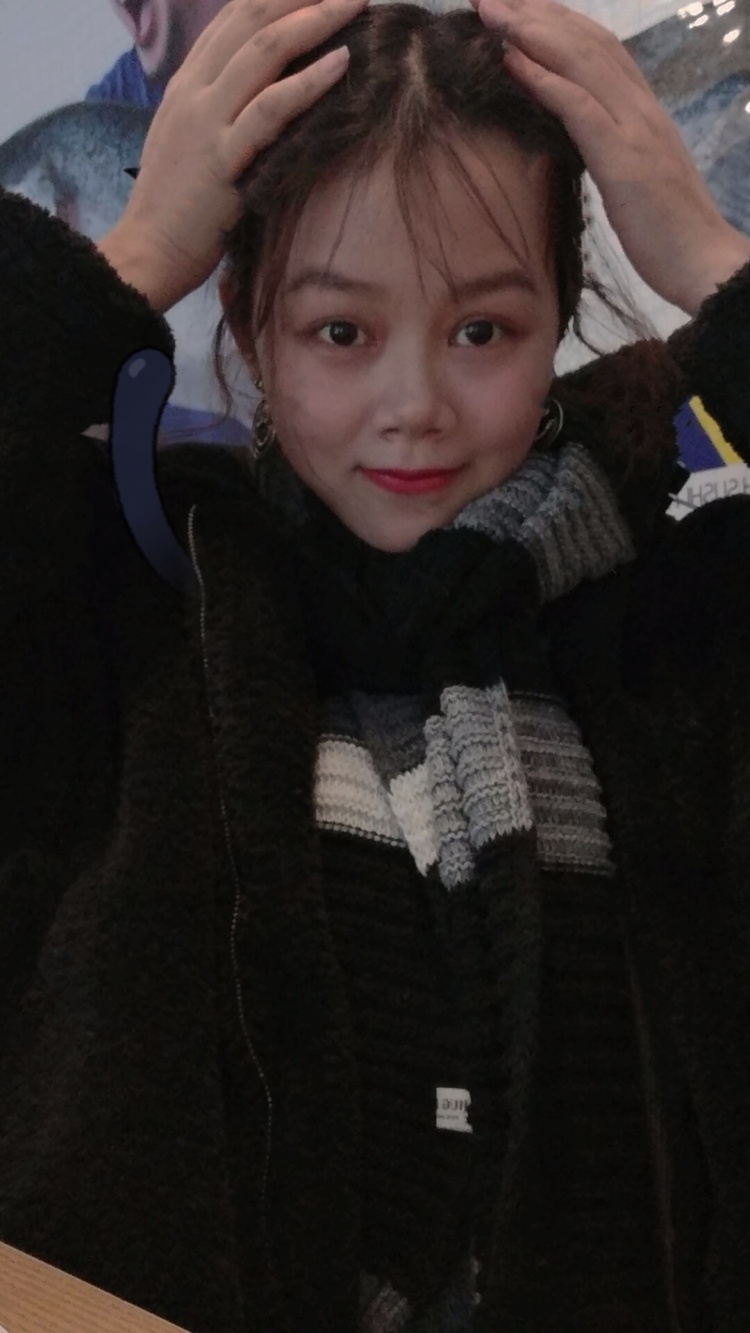 彗彗-江西省·赣州市·章贡区-朋友圈-爱拍照 会P S 。风格多变 能驾驭各种风格～ 可以接受衣服饰品鞋子等等各种网拍 做事认真负责！