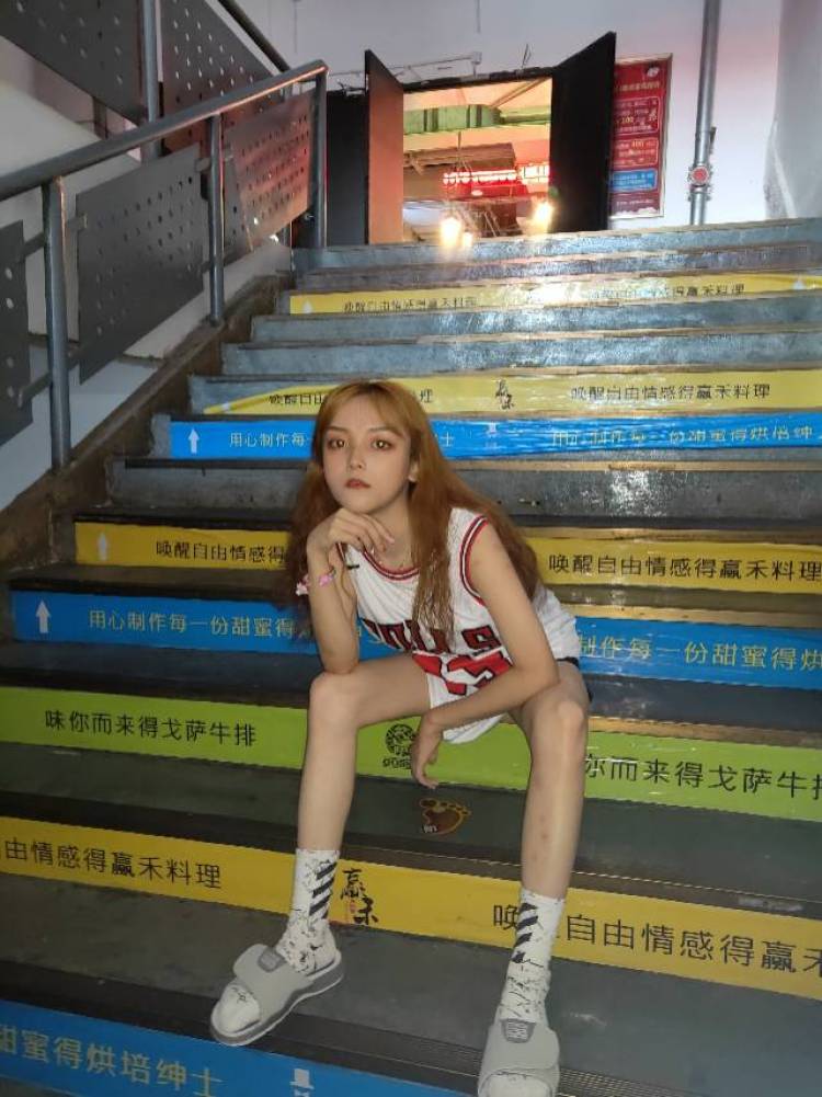 独角瘦-重庆市·重庆市·铜梁区-抖音 微博 快手 朋-跳舞 和摄影 需要征求网拍或者淘宝平面模特
身高一米六 体重41公斤 接单 如有店家有意 请咨询我
