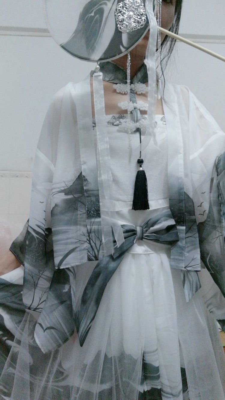 苏家深海-广东省·深圳市·宝安区--这里lo,汉服双坑党,试试能不能赚点零花钱,没做过,随缘哈!