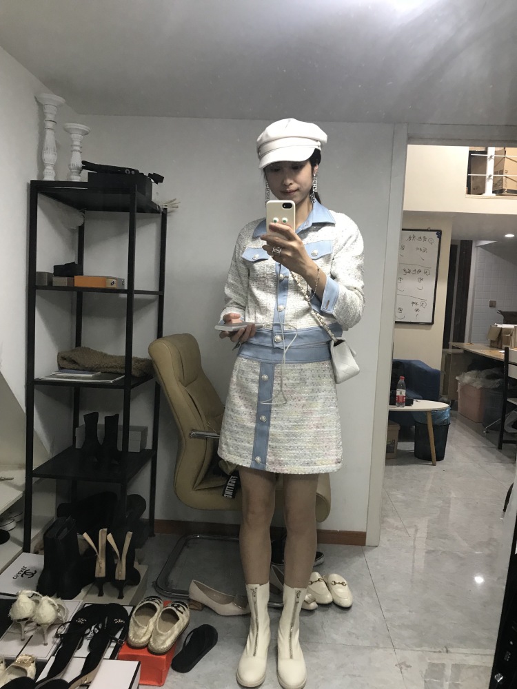 未及-浙江省·杭州市·滨江区-抖音 知乎 快手 -身材苗条 身材比例好上镜 有镜头感 服装搭配比较强