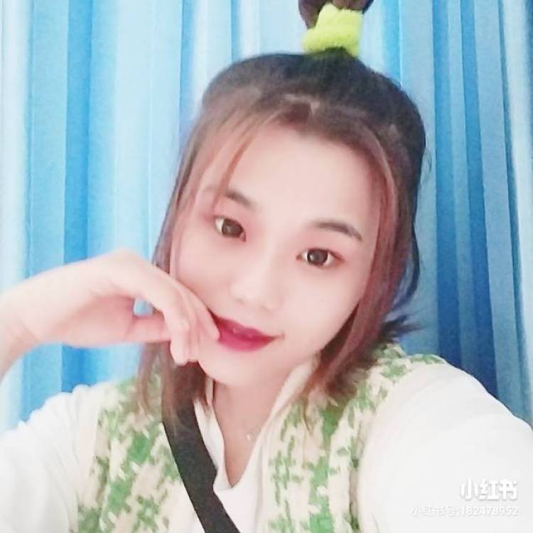 Emliy-贵州省·铜仁市·碧江区-朋友圈-今日photo我最爱的糖果色发⭕and绿色毛线马褂!