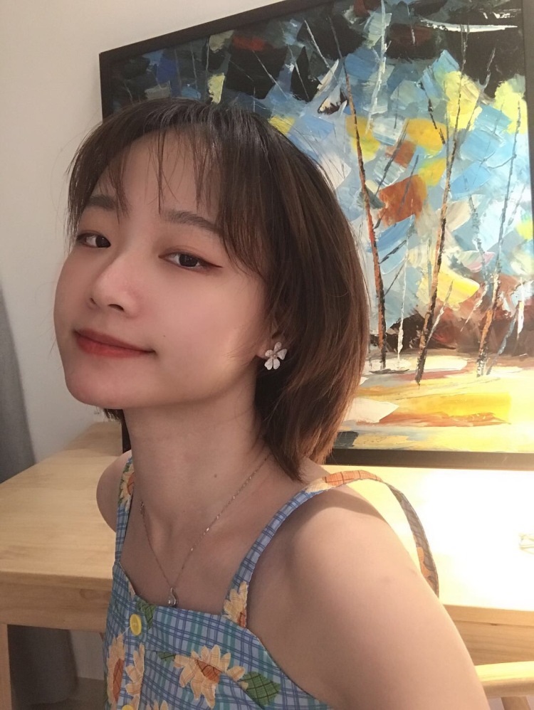 浮岛-广东省·中山市·石岐区街道-抖音,***等等-少见的短发girl,会增加照片真实感,减少拖的感觉。哈哈哈