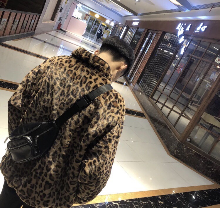 Wealth💸.-江苏省·南京市·江宁区-快手 抖音-新人报道!接各种类型网拍 寄拍 价格可谈 满意为止