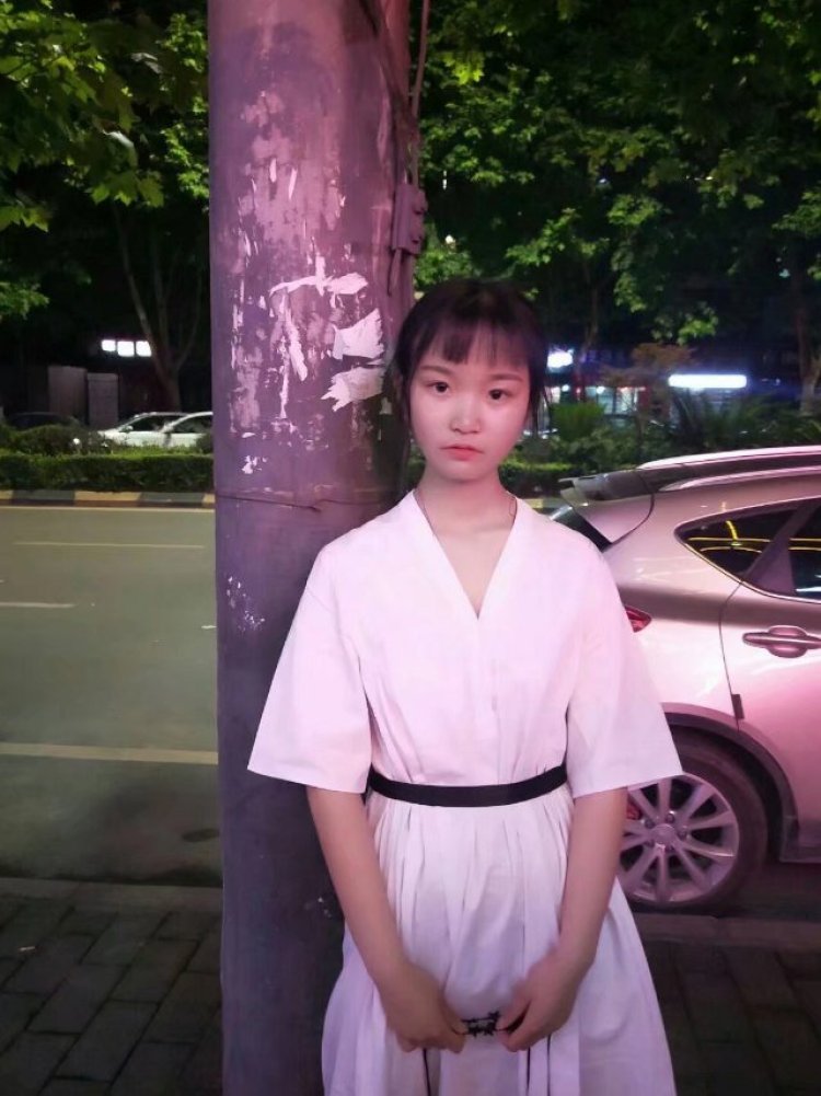 几多久-贵州省·贵阳市·观山湖区--学生，不满意可重拍