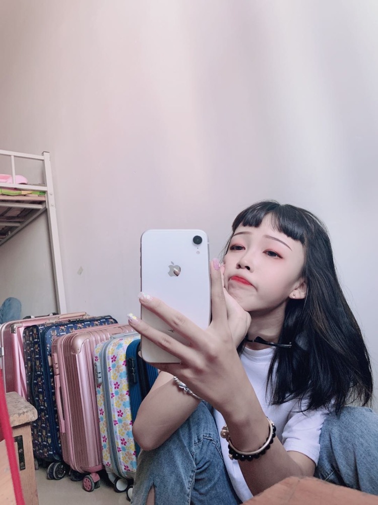 小洁爱吃糖-内蒙古自治区·呼和浩特市·回民区-快手-接网拍,脾气好,好沟通,会p图,可以驾驭各种风格