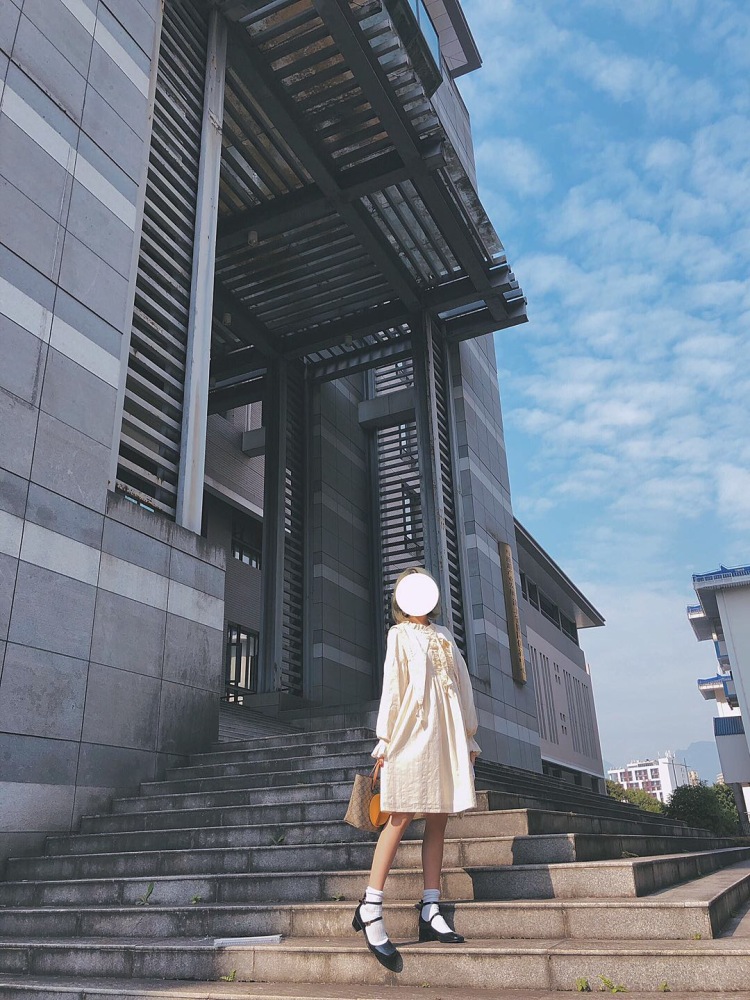 铃-湖北省·恩施土家族苗族自治州·恩施市--拍衣服上身图