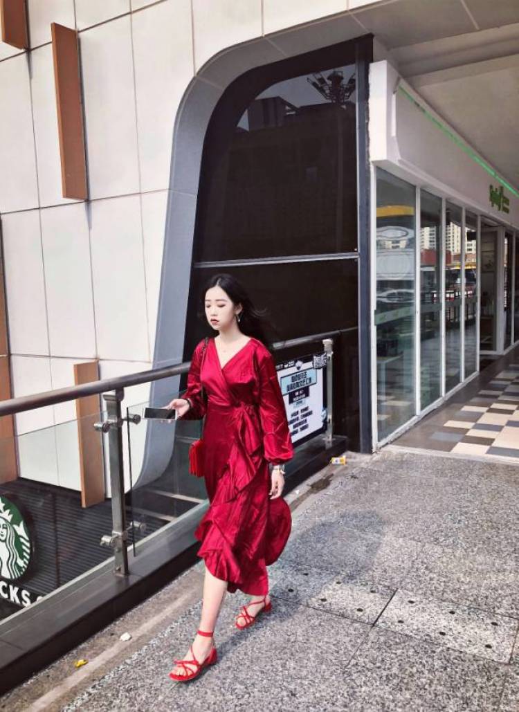 喻麒瑾-重庆市·重庆市·巴南区--接买家秀网拍,会拍照,会p图,要求不高