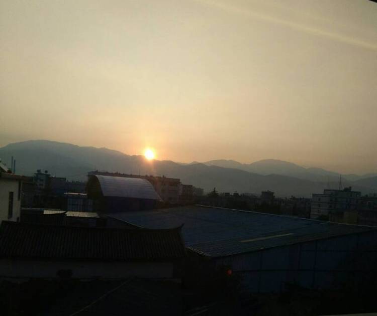 橘子果酱-云南省·昆明市·呈贡区-快手,微博,抖音-美丽的风景,需要用心去感受,需要我们去记录下来!