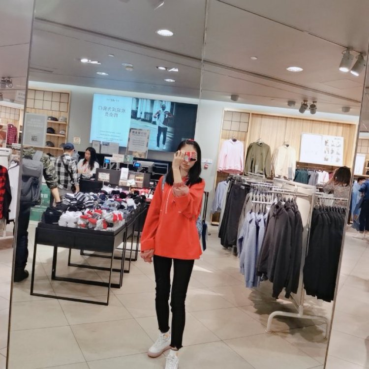 -凉华、-江苏省·连云港市·海州区-QQ-寄拍,本人一米七 47kg
不接受太sexy的