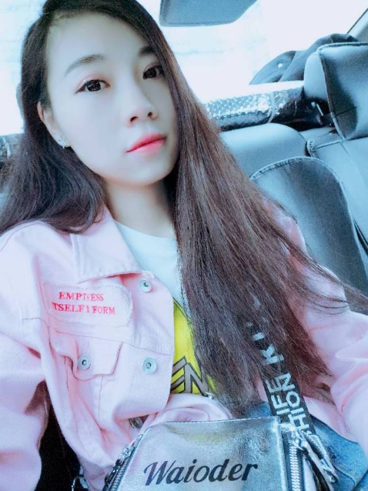 Nyx–明月-上海市·上海市·宝山区-QQ 微信 虎牙直播-想找一份网拍的工作，也不知道怎么入门！新手哦